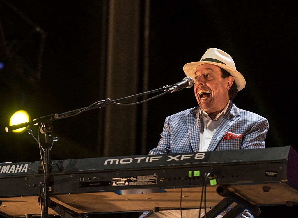 A murit Sergio Mendes, legendarul artist brazilian care a popularizat muzica bossa nova