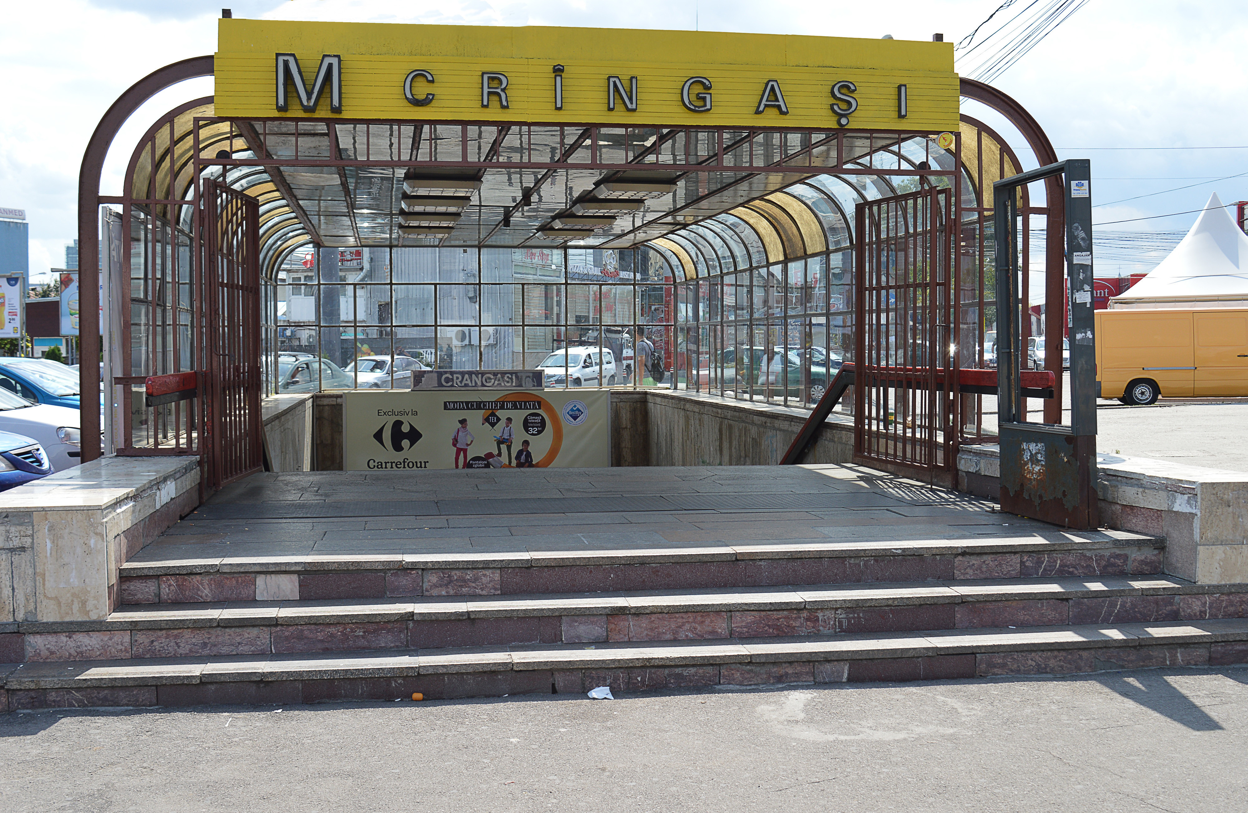 Tentativă de sinucidere în stația de metrou Crângași. Circulația trenurilor a fost reorganizată