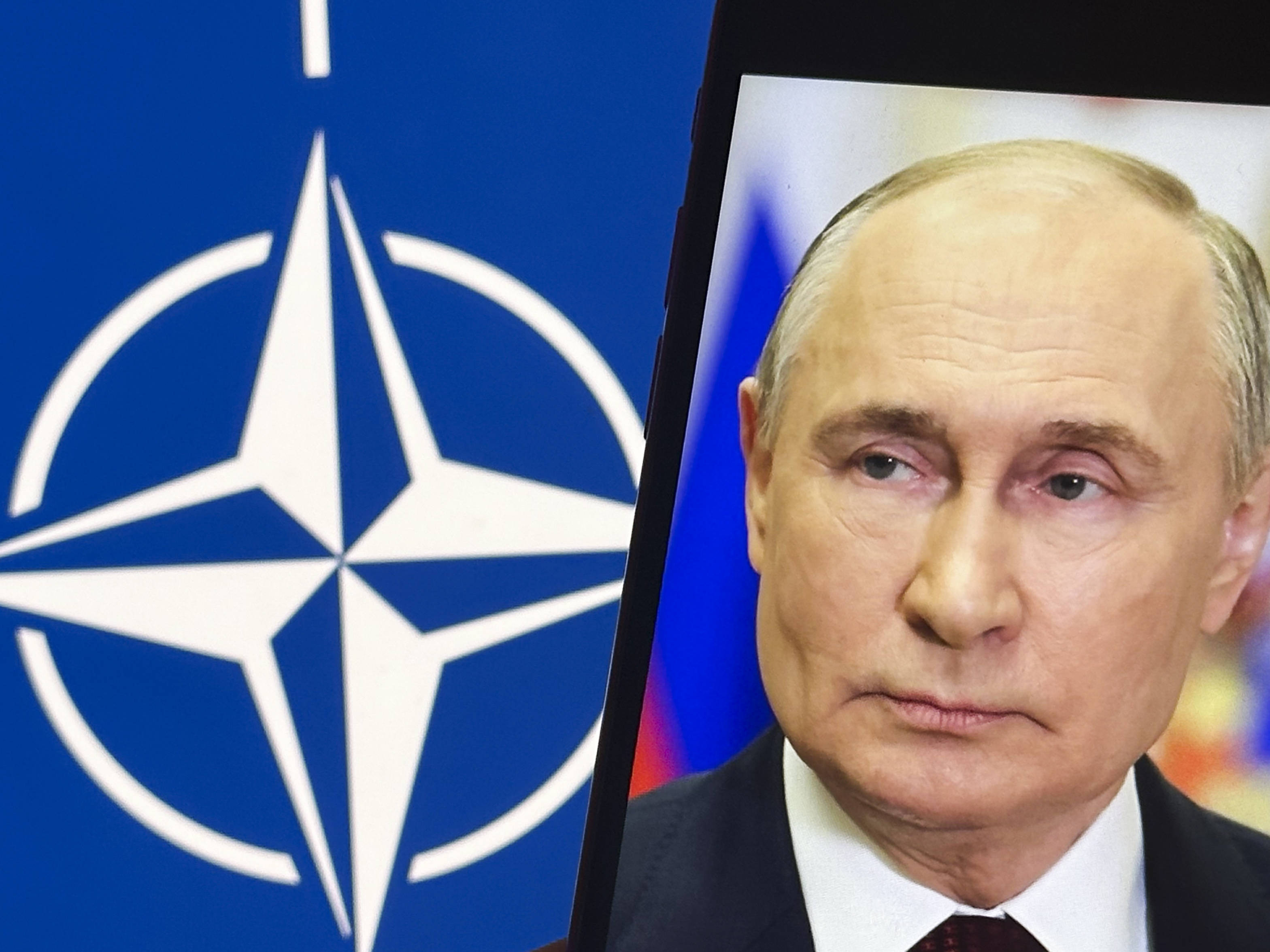 Rusia amenință o țară NATO: ”Uitați-vă la Ucraina și trageți concluzii!”