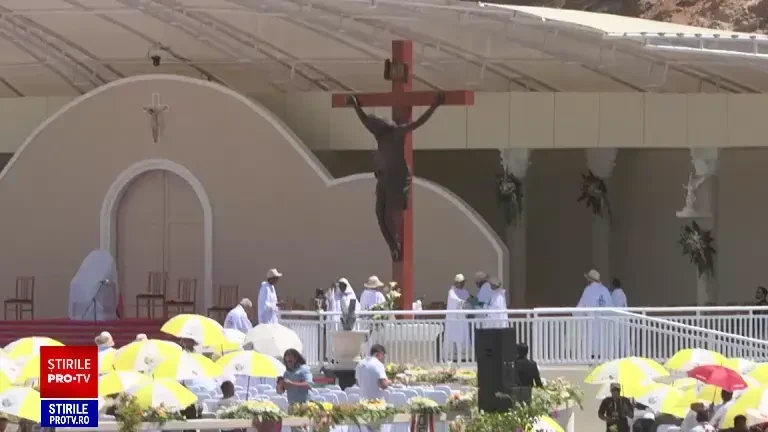 Imagini impresionante în Timorul de Est. Papa Francisc a ținut o slujbă publică uriașă în fața a sute de mii de oameni