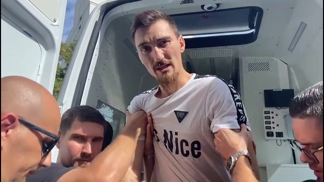 Din ce grupare ar fi făcut parte „Șacalul”. Procurorii îl bănuiesc de alte patru crime. Nereguli în ancheta poliției