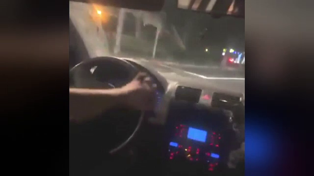 Accident comis de 6 copii după o cursă prin Ploiești cu o mașină furată. ”Direct la pârnaie! Doamne ajută, au mâncare bună”