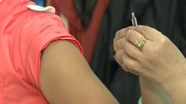 Persoanele de peste 60 de ani ar putea să se vaccineze antigripal gratuit, cu un ser special mult mai concentrat