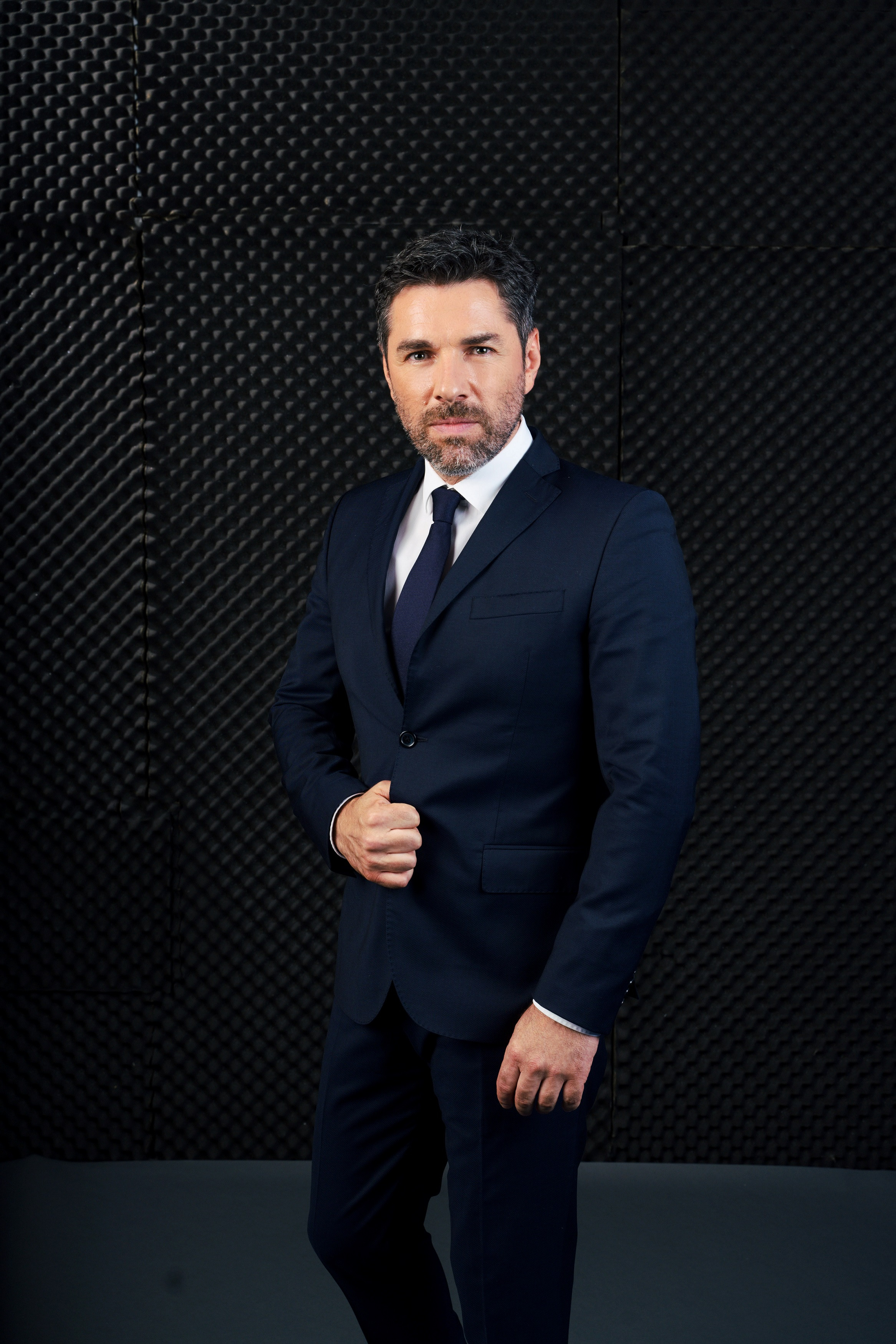 Familii fără speranță și fără soluții – Pericolul dependenței, un reportaj de Alex Dima, duminică, la România, te iubesc!