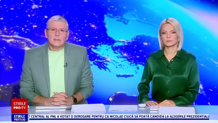 Coșmar pentru locatarii unui bloc din Constanța. Furtunile din ultimul timp i-au prins în mijlocul lucrărilor de reabilitare