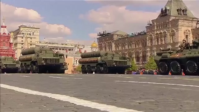 ”Rusia va transforma Kievul într-un uriaș morman calcinat”. Amenințarea înfricoșătoare care a amuțit lumea civilizată