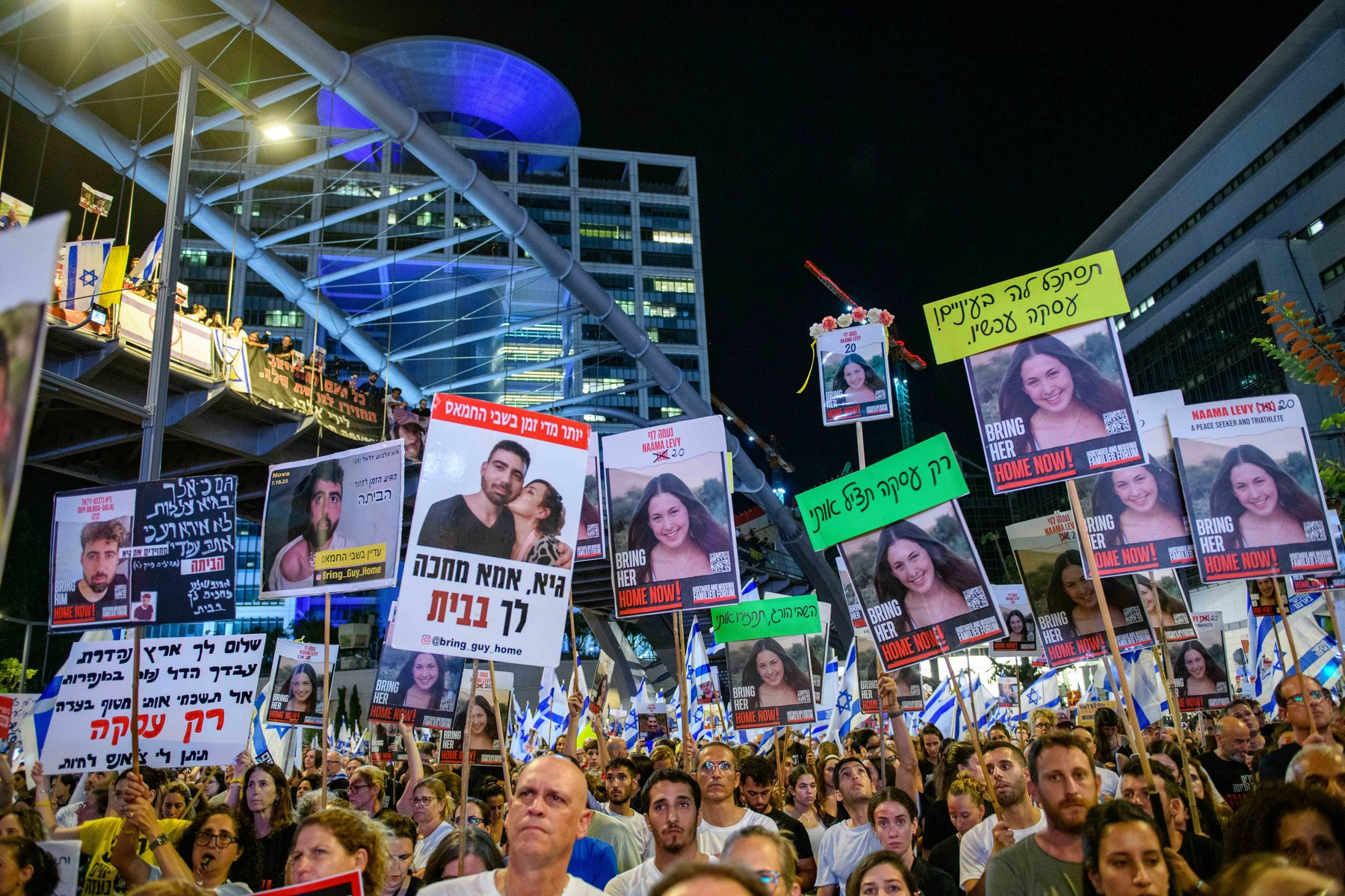 Proteste de amploare în Israel. Populația cere un acord pentru eliberarea ostaticilor luați de Hamas în 2023