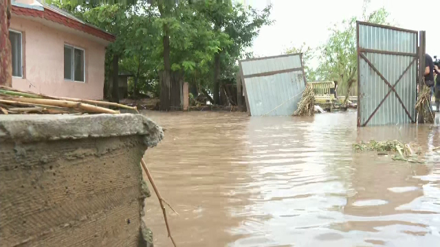 A fost emisă o nouă avertizare de ploi abundente în nordul țării, luni dimineață. Localitățile vizate de cod portocaliu