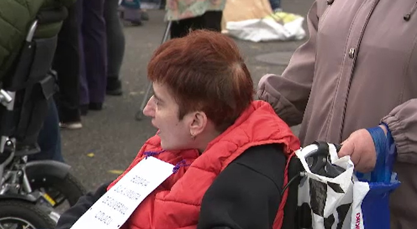 „Amputarea pensiei" și cele două soluții ale guvernanților pentru persoanele cu handicap după „marea recalculare”