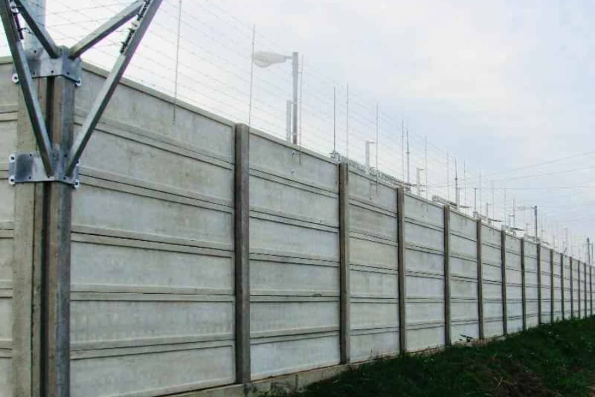 (P) De peste 25 de ani, Sigicom construiește garduri de beton care durează