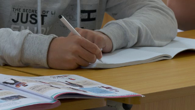 PRO TV și BookLand sprijină viitorul educațional. Burse de zeci de mii de euro pentru elevi excepționali din România