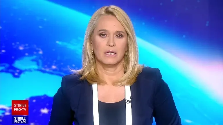 Jaf ca în filme, surprins de camerele de supraveghere. Hoții au coborât prin tavan și au plecat cu o sumă impresionantă