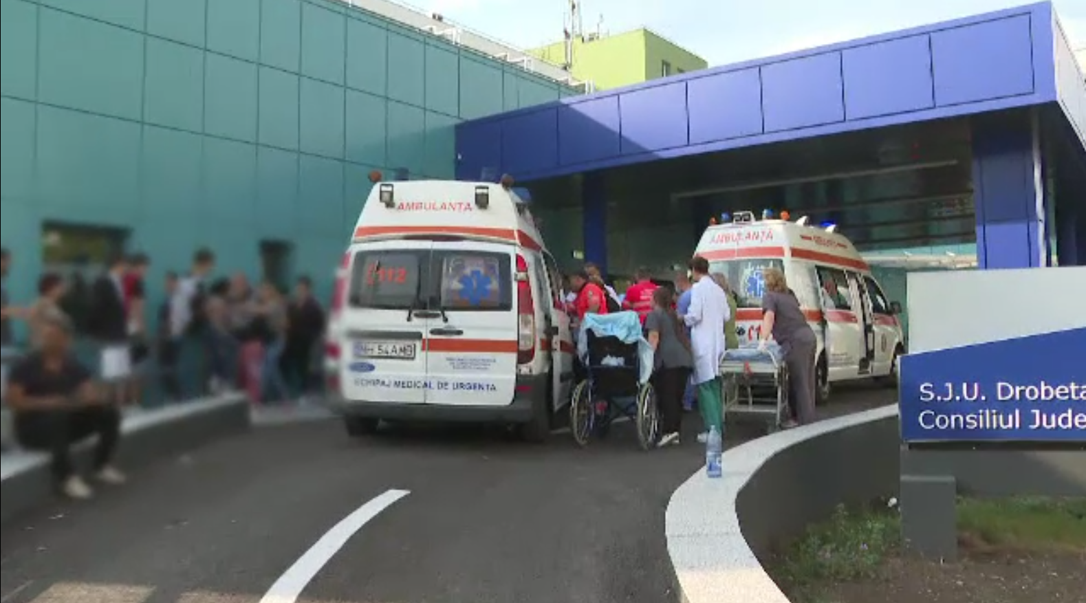 Ce au mâncat de fapt cei 88 de copii cu toxiinfecție alimentară din Mehedinți. Medicii DSV au luat mai multe probe