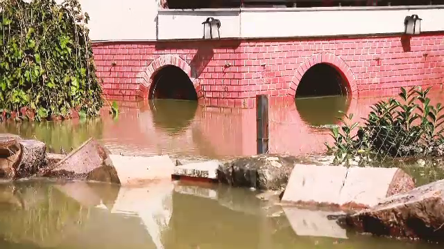 Dunărea face prăpăd în Ungaria. Debitul fluviului a ajuns la 8.500 metri cubi pe secundă. Faza critică, atinsă