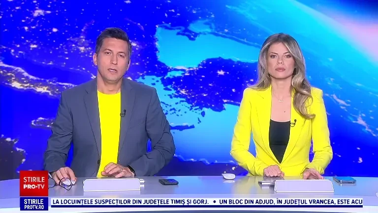 Momente emoționante la Botoșani. Pompierii au oferit jucării și dulciuri copiilor afectați de inundații