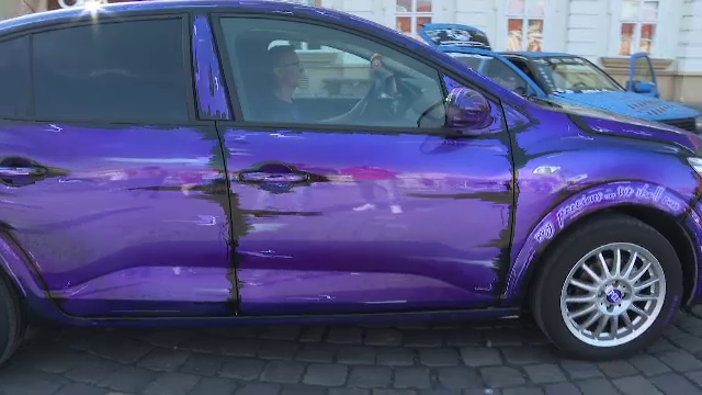 Expoziție auto inedită &icirc;n Timișoara. Zeci de vehicule tunate au atras privirile oamenilor. &bdquo;Interesantă&rdquo;