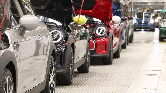 Voucherul pentru mașini electrice va fi redus. Ministrul Mediului: „Bugetul nu poate să acopere 37.000 de lei”