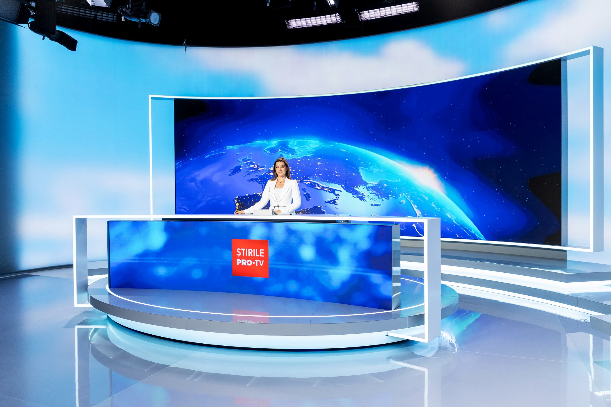 Surpriză la Știrile PRO TV. Ce vedetă se întoarce „acasă”