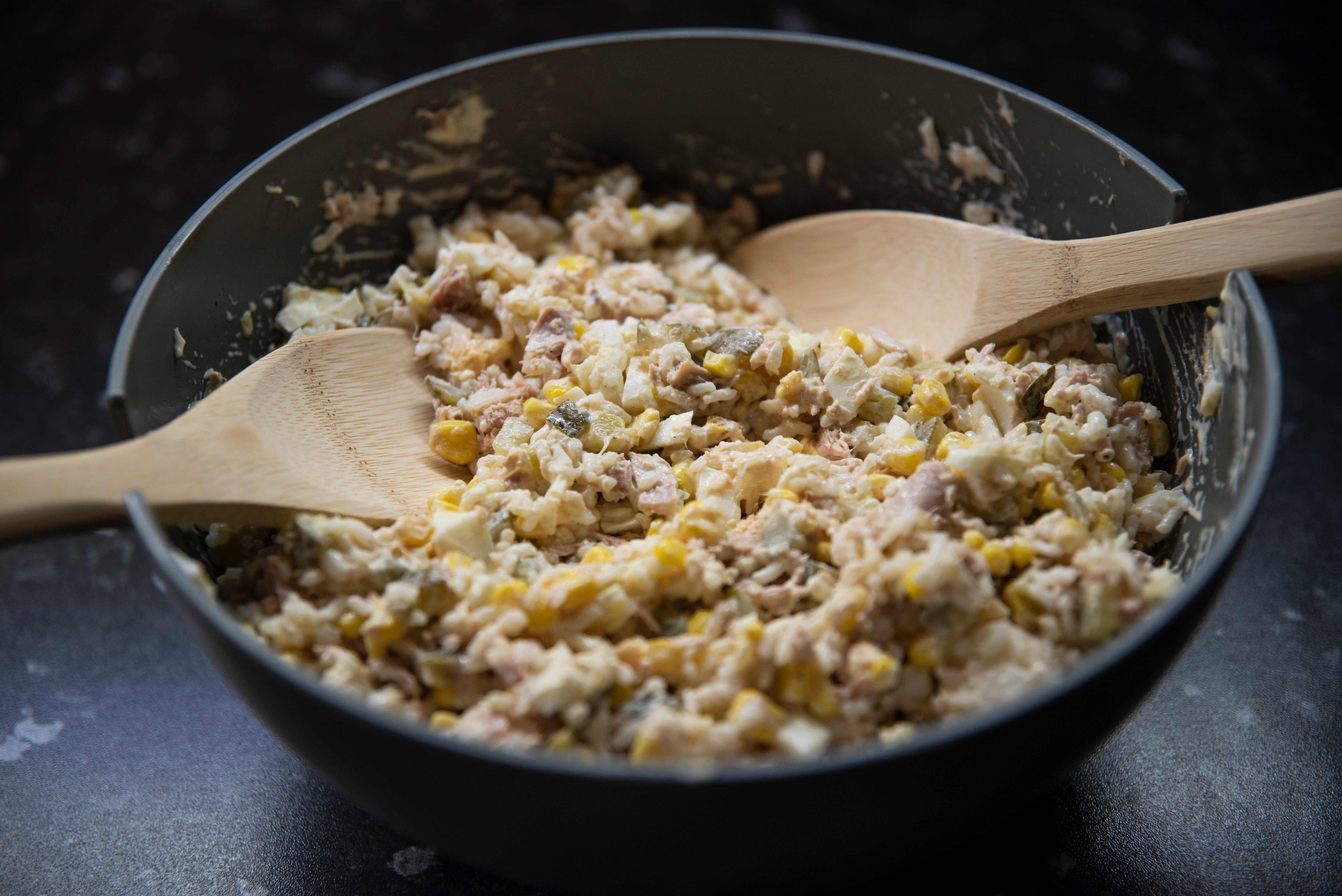 salata de ton cu porumb