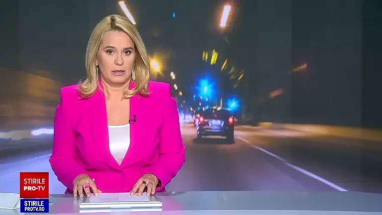 O fată de 16 ani s-a urcat la volan și a lovit cinci mașini parcate pe o stradă din București. Era urmărită de poliție