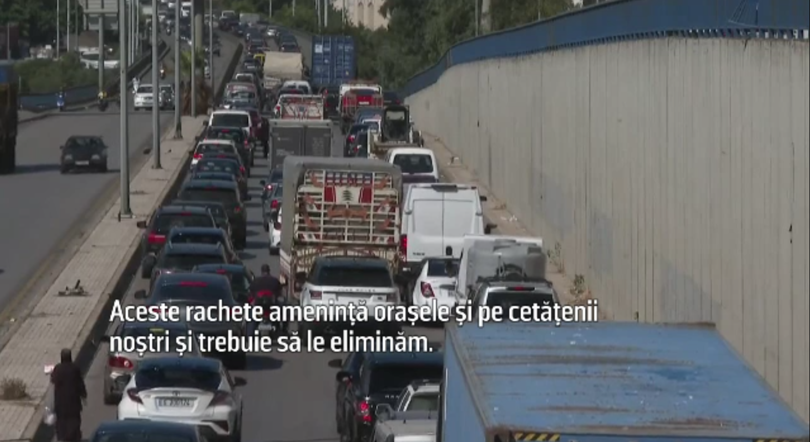 Haos în Liban, unde zeci de mii de oameni fug din calea bombardamentelor Israelului. Bilanțul morților a ajuns la 570