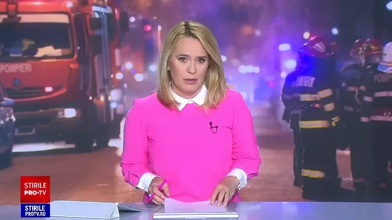 Cine este individul care a dat foc la trei mașini și a incendiat un bloc din Codlea. Flăcările au urcat până la etajul 2