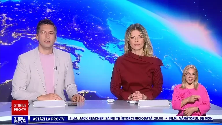 Studenții au petrecut în Centrul Vechi o ultimă noapte înainte de începerea cursurilor. ”Sărbătorim finalul vacanței”