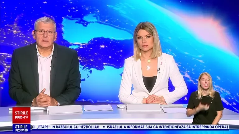 Parlamentarii albanezi au aruncat cu microfoane în președinta legislativului și au dat foc la mobilă