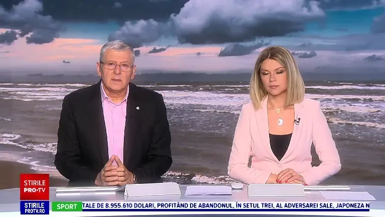 România sub semnul furtunilor. Mașini sub ape, străzi inundate și copaci doborâți de vânt, în Constanța și Galați