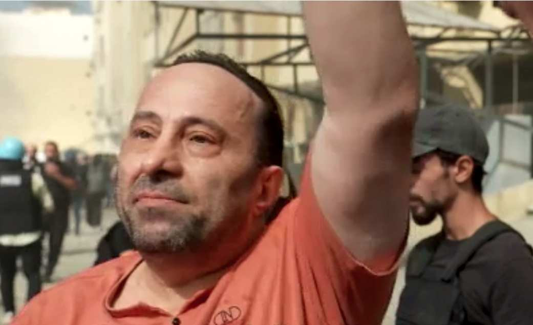 Reacția lui Bilad, un simpatizant Hezbollah, în fața unui jurnalist străin: „Vreți să știți unde e Hezbollah?”