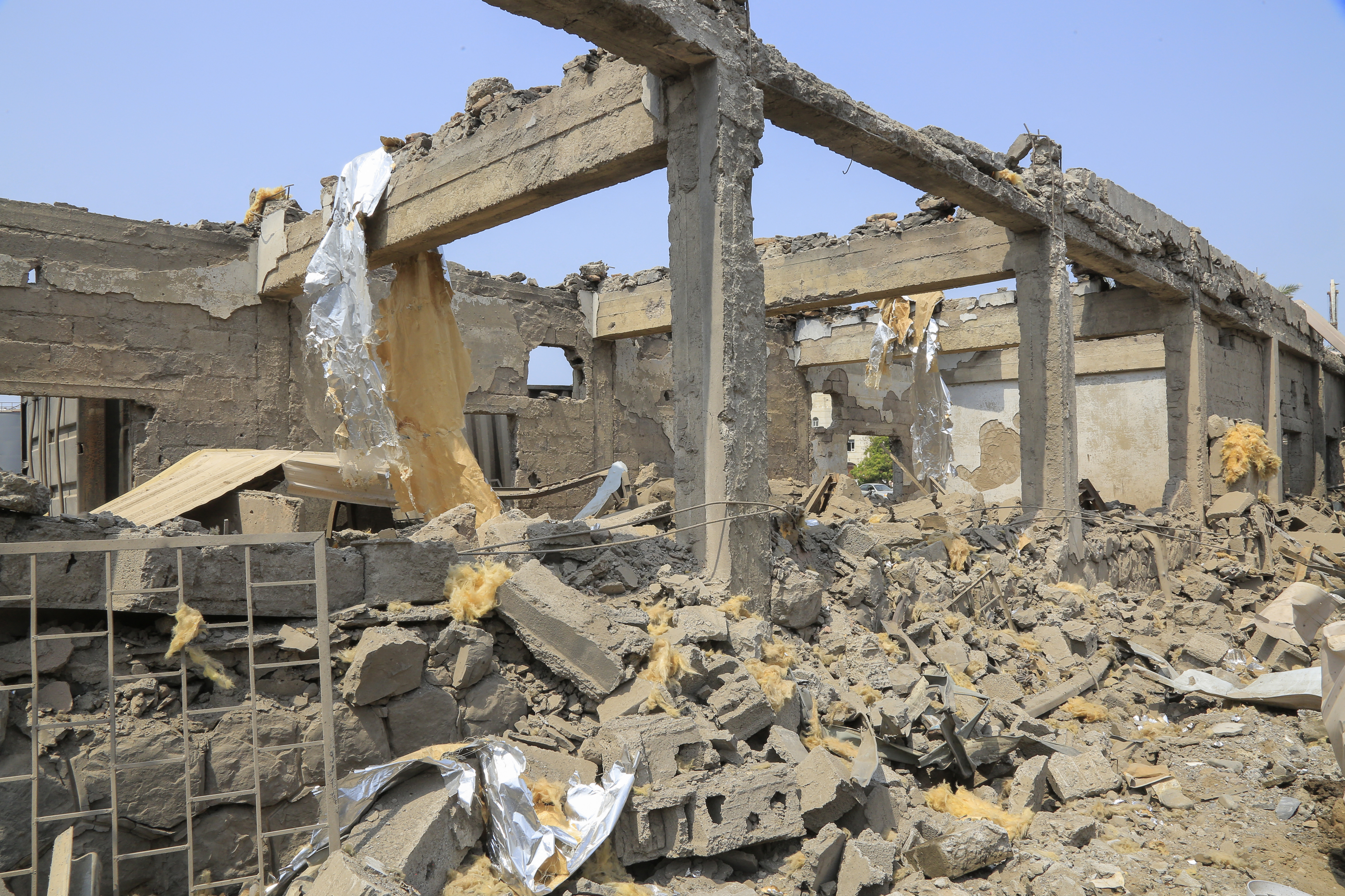 Țara lovită de bombardamente misterioase. Raidurile aeriene au vizat inclusiv capitala