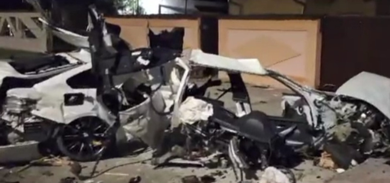 Filmul accidentului cumplit din Argeș. Cum au murit doi tineri la bordul unui bolid puternic. Salvatorii au împietrit