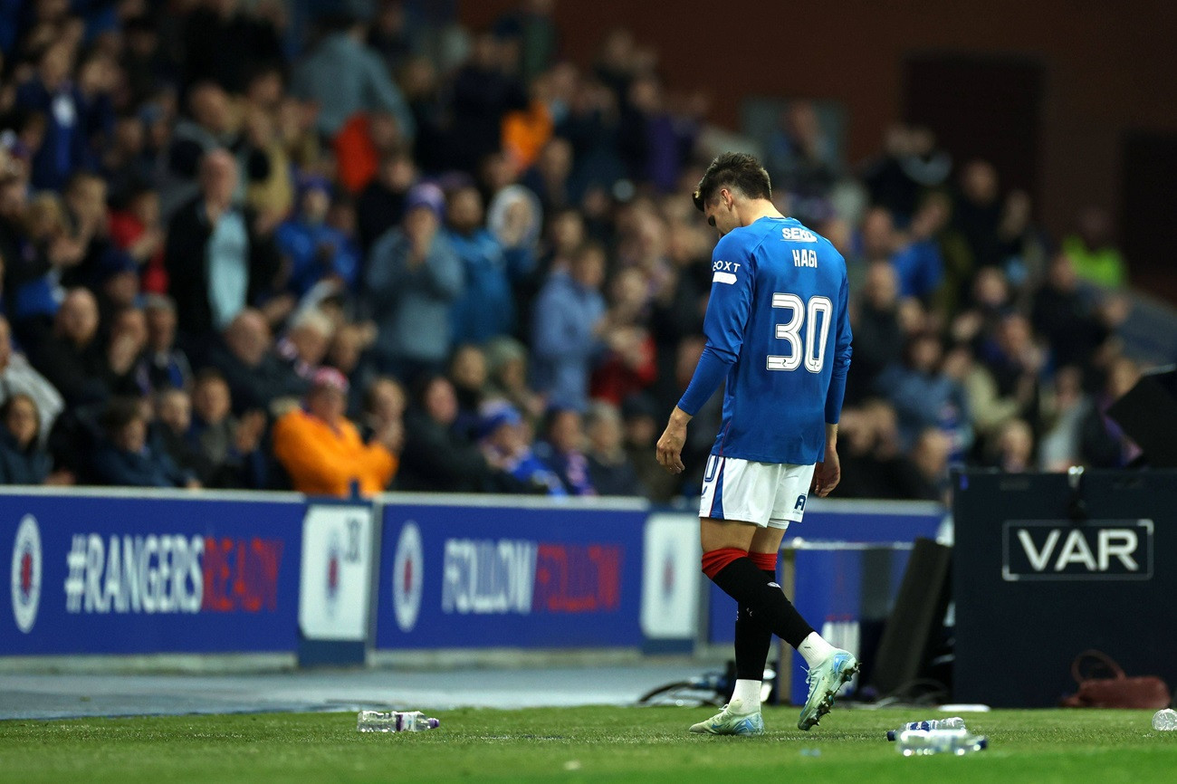 Ianis Hagi, înger și demon la revenirea la Rangers. A pasat decisiv și a fost eliminat după un fault dur