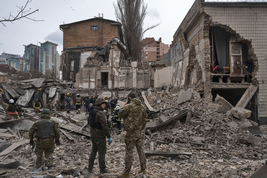 Ruşii cer un coridor umanitar pentru apropiaţii lor din zona ocupată de Kiev. „Oamenii suportă toate aceste nenorociri”