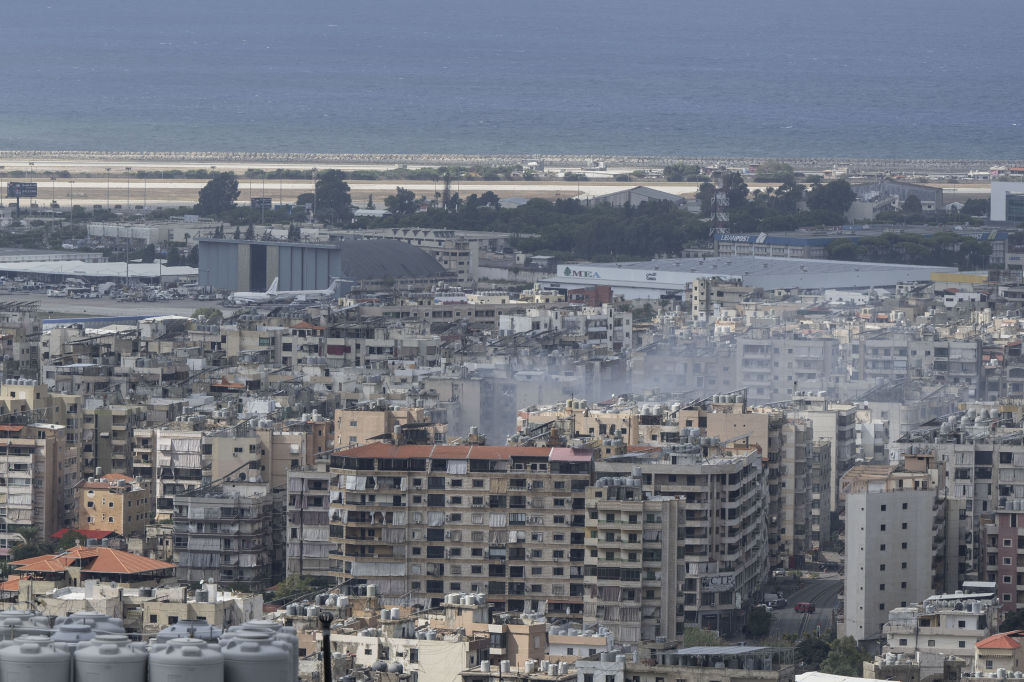 Armata israeliană afirmă că o rachetă din Yemen a căzut în apropiere de Tel Aviv. 14 persoane au fost rănite