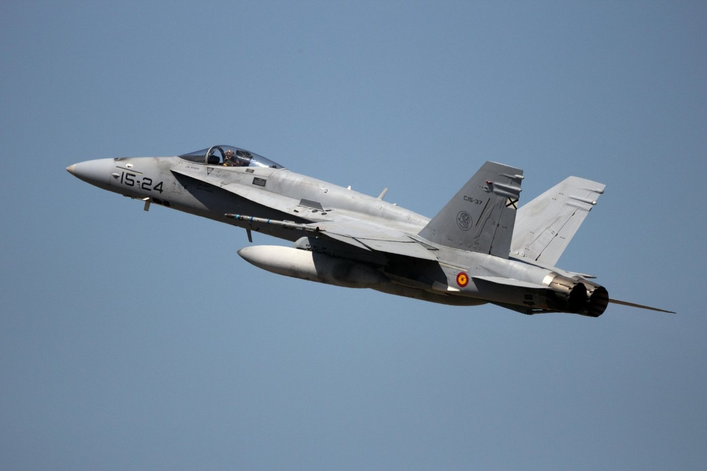 Avioane de luptă F-18 ale Spaniei au controlat, din România, un atac cu drone lansat de forțele lui Putin împotriva Ucrainei