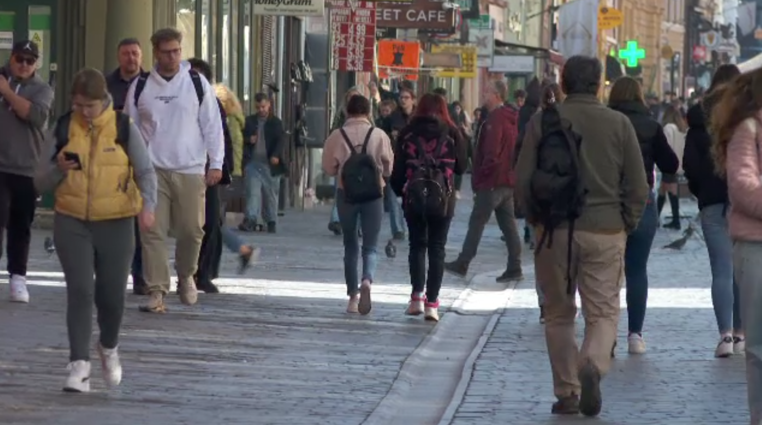 Abandonul universitar în România: 50% dintre studenți părăsesc facultatea. Ce soluții propune Guvernul