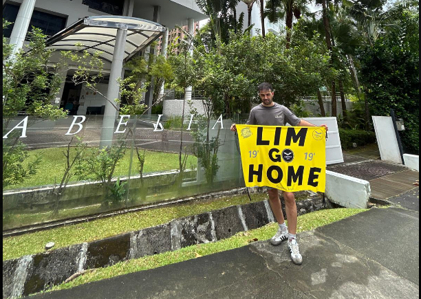 Lună de miere încheiată în arest. Doi suporteri ai echipei Valencia au protestat la adresa principalului acţionar al clubului