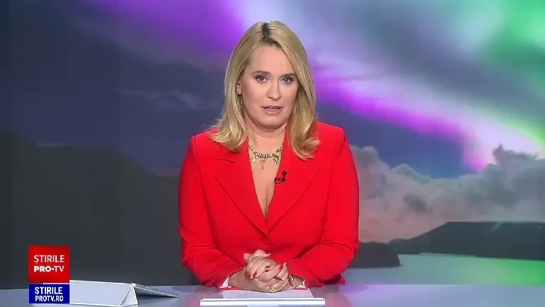 Aurora boreală a apărut din nou în România, cu lumini spectaculoase pe cerul nopții. Ce se întâmplă cu Soarele