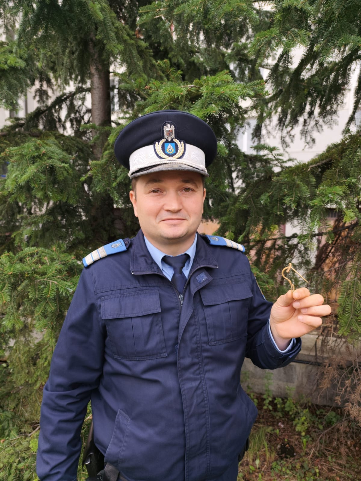 Descoperire incredibilă făcută de un jandarm, pe malul Siretului. Este al doilea tezaur găsit în câteva zile la Botoșani