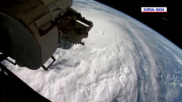 Americanii fug din calea uraganului ”Milton” care se anunță devastator, cu rafale de 250 de kilometri pe oră