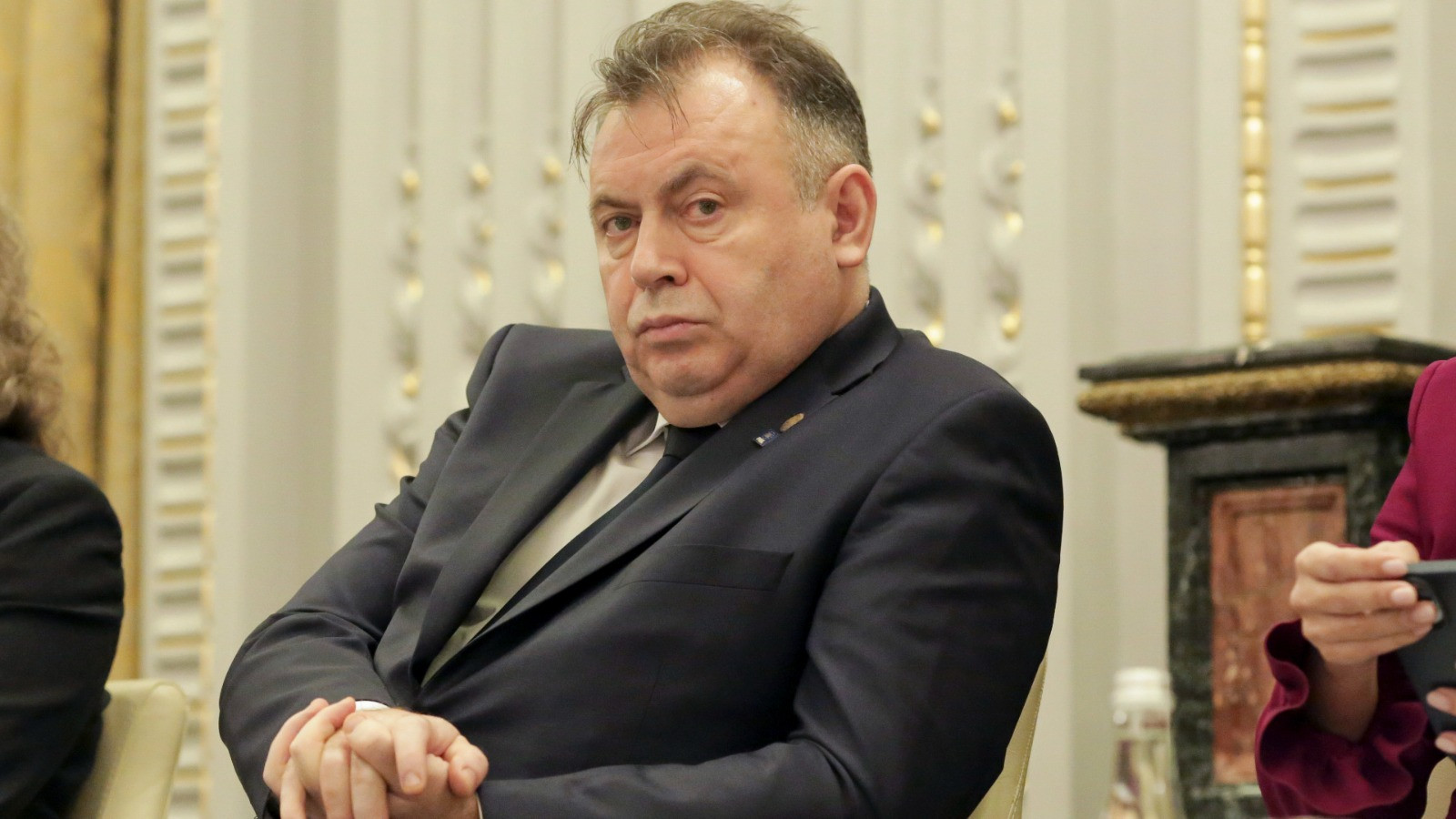 Deși are în conturi un milion de lei, Nelu Tătaru ar fi luat ca șpagă carne și ouă