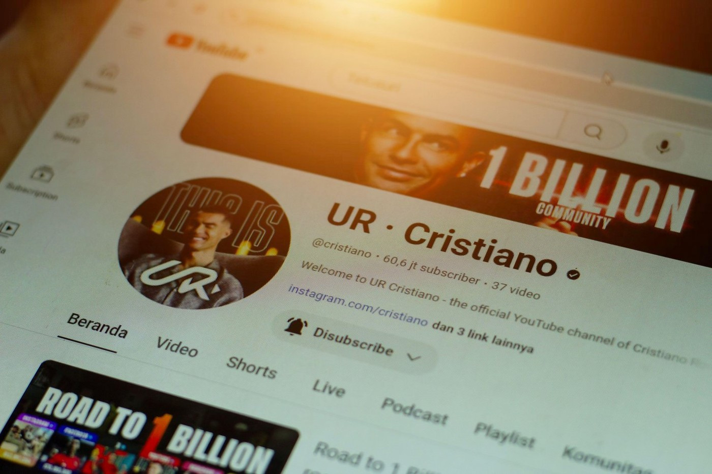 Cristiano Ronaldo doboară recorduri pe YouTube. Ce s-a întâmplat pe contul lui CR7 în doar 90 de minute
