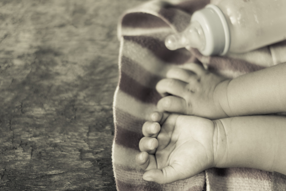 Un bărbat și-a sechestrat și violat soția și cei 7 copii timp de 20 de ani. Cum au reușit să scape de infern