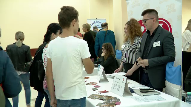 Târguri de joburi cu angajări puține. La Brașov doar 7 doritori au semnat contracte. Ce îi nemulțumește la oferte