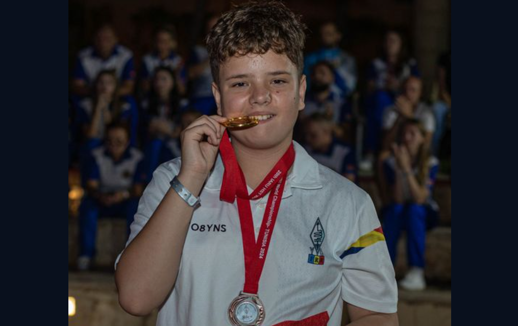 Un elev din Neamț a stabilit un record mondial la Campionatul Mondial de Telegrafie. România are 14 medalii, din prima zi