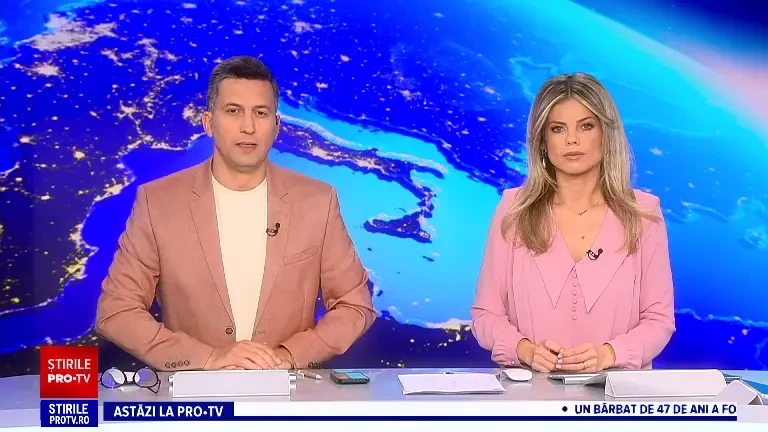 Peste 100 de mașini și motociclete de epocă au atras toate privirile la Timișoara