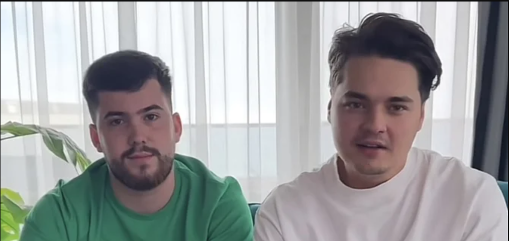 Influencerul „Adrian Elicopter de Luptă”, luat pe sus și încătușat de polițiști, după o urmărire în trafic prin Pitești