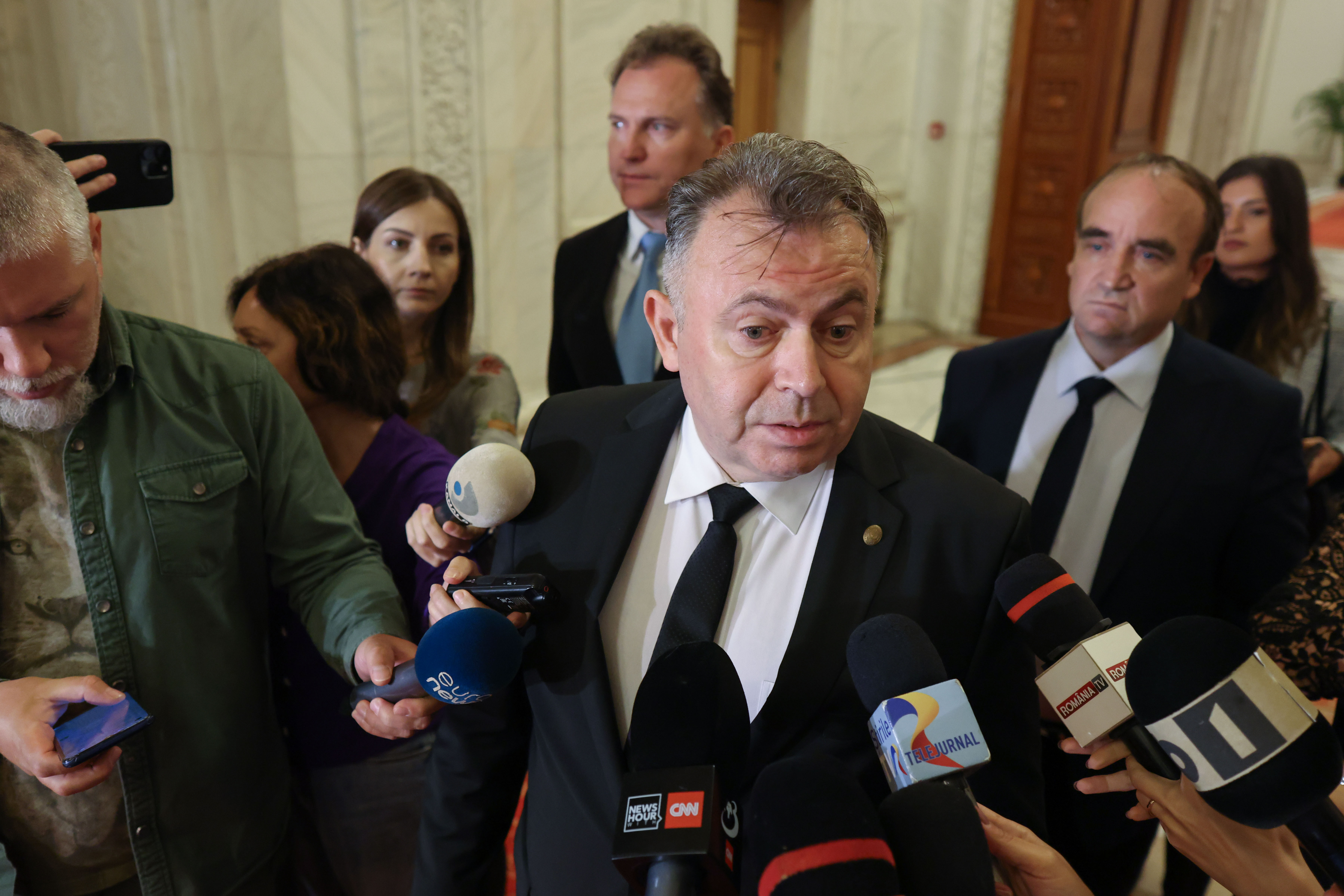 Colegii deputați l-au lăsat pe Nelu Tătaru fără imunitate în dosarul de corupție. Procurorii pot începe acum perchezițiile