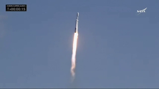 O sondă NASA va încerca să afle dacă Europa, un satelit al planetei Jupiter, poate găzdui forme de viaţă